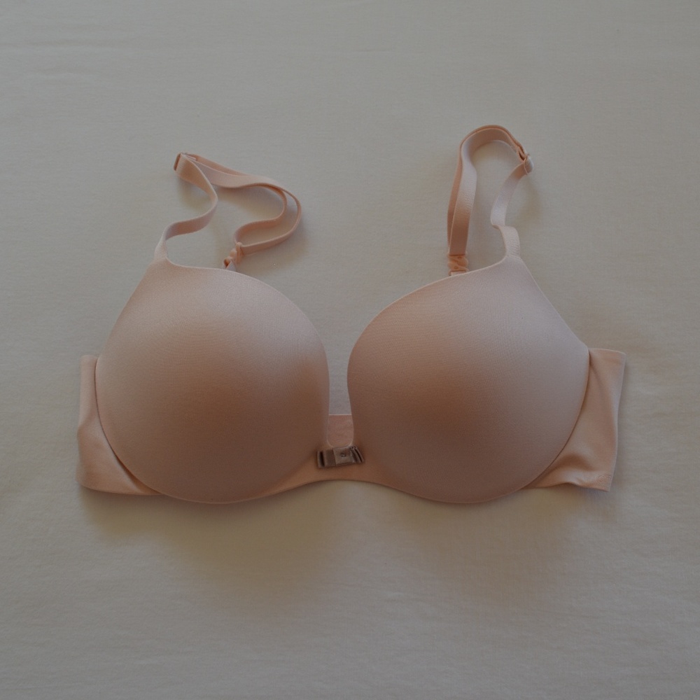NWOT Victoria’s Secret Lined Demi Bra